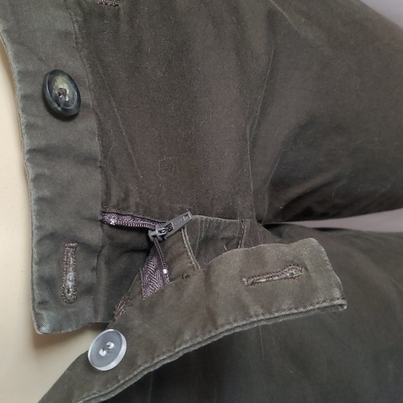 Women's Cropped Pants in Brown - Picture 3 of 12